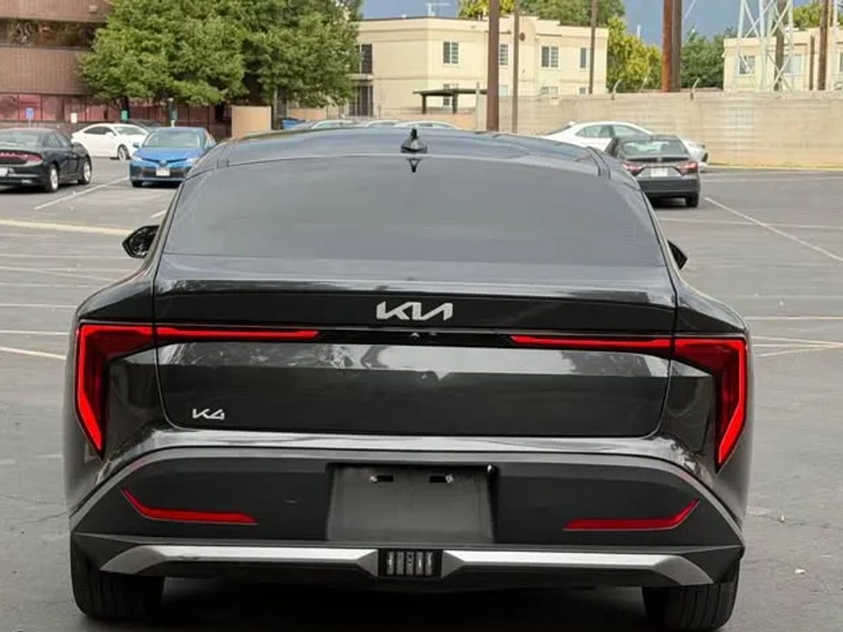 2025 KIA K4